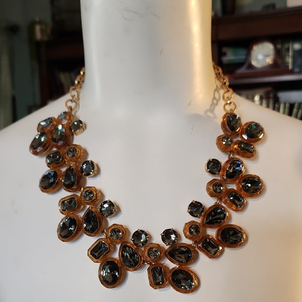 J. Crew RARE Gold Statement Necklace & Earring with Black Gemstones - Picture 9 of 12